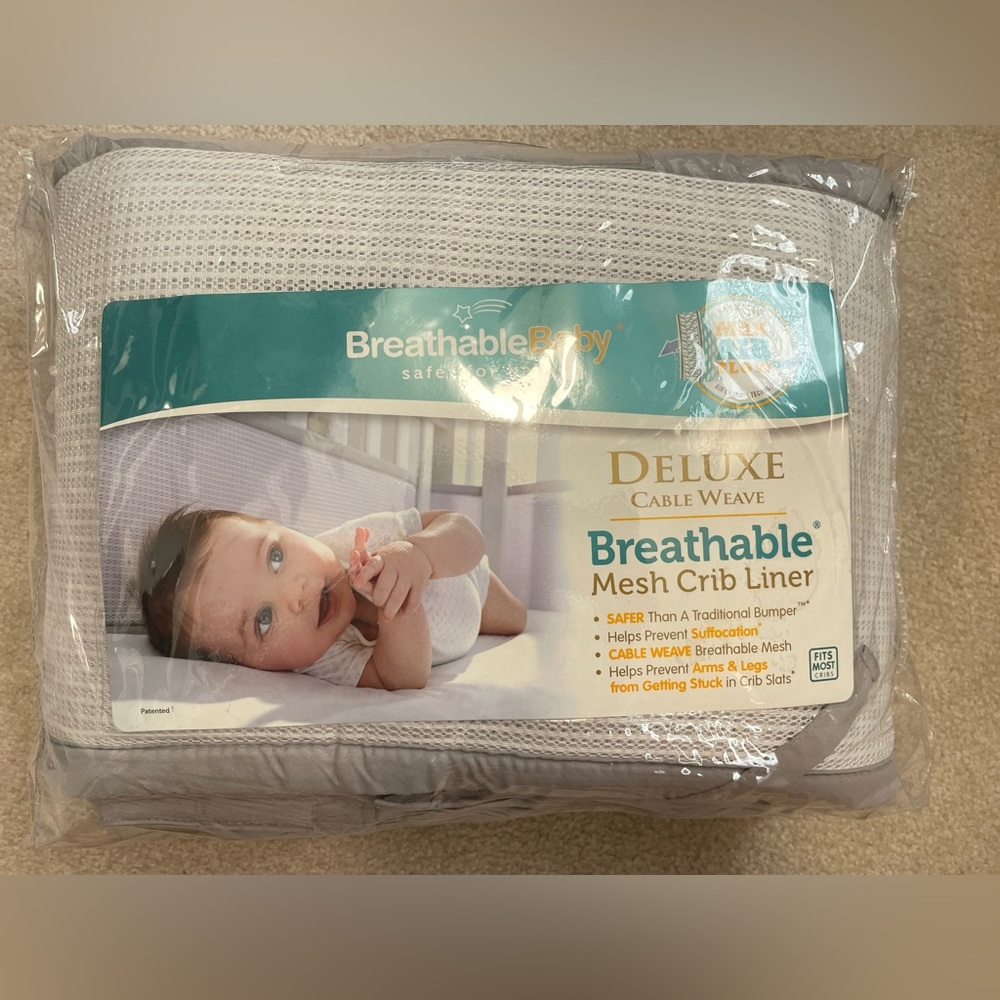 Breathable mesh crib liner